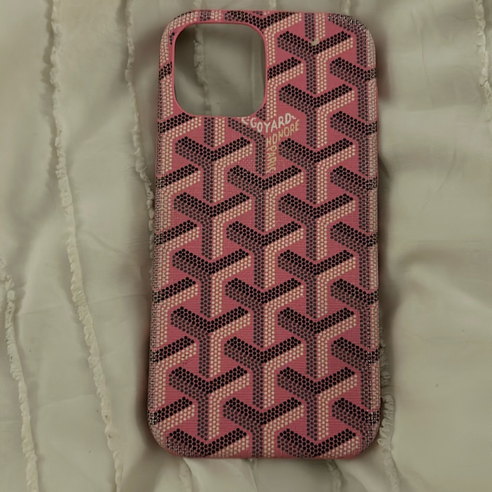 Pink Goyard iPhone case for pro max